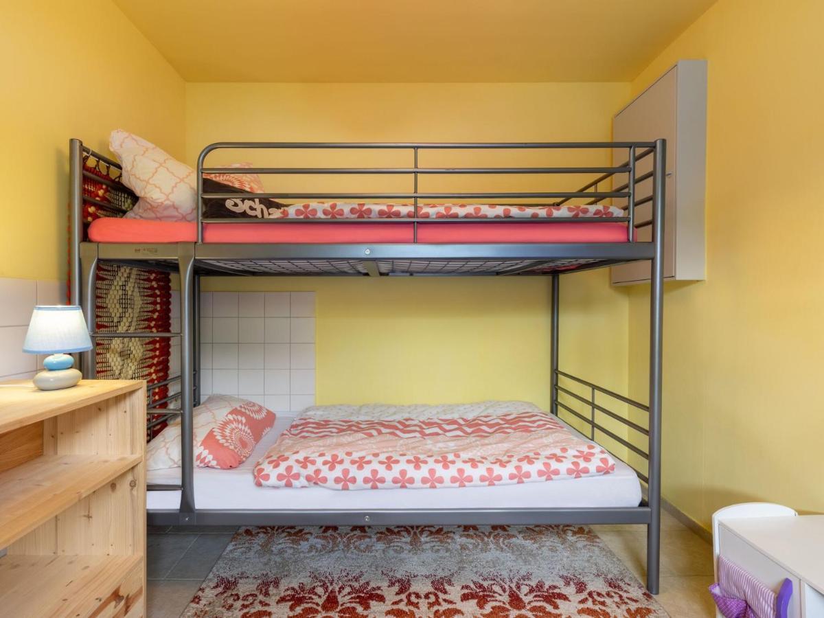 Snug Holiday Home In Divitz Spoldershagen Near Skydiving Εξωτερικό φωτογραφία