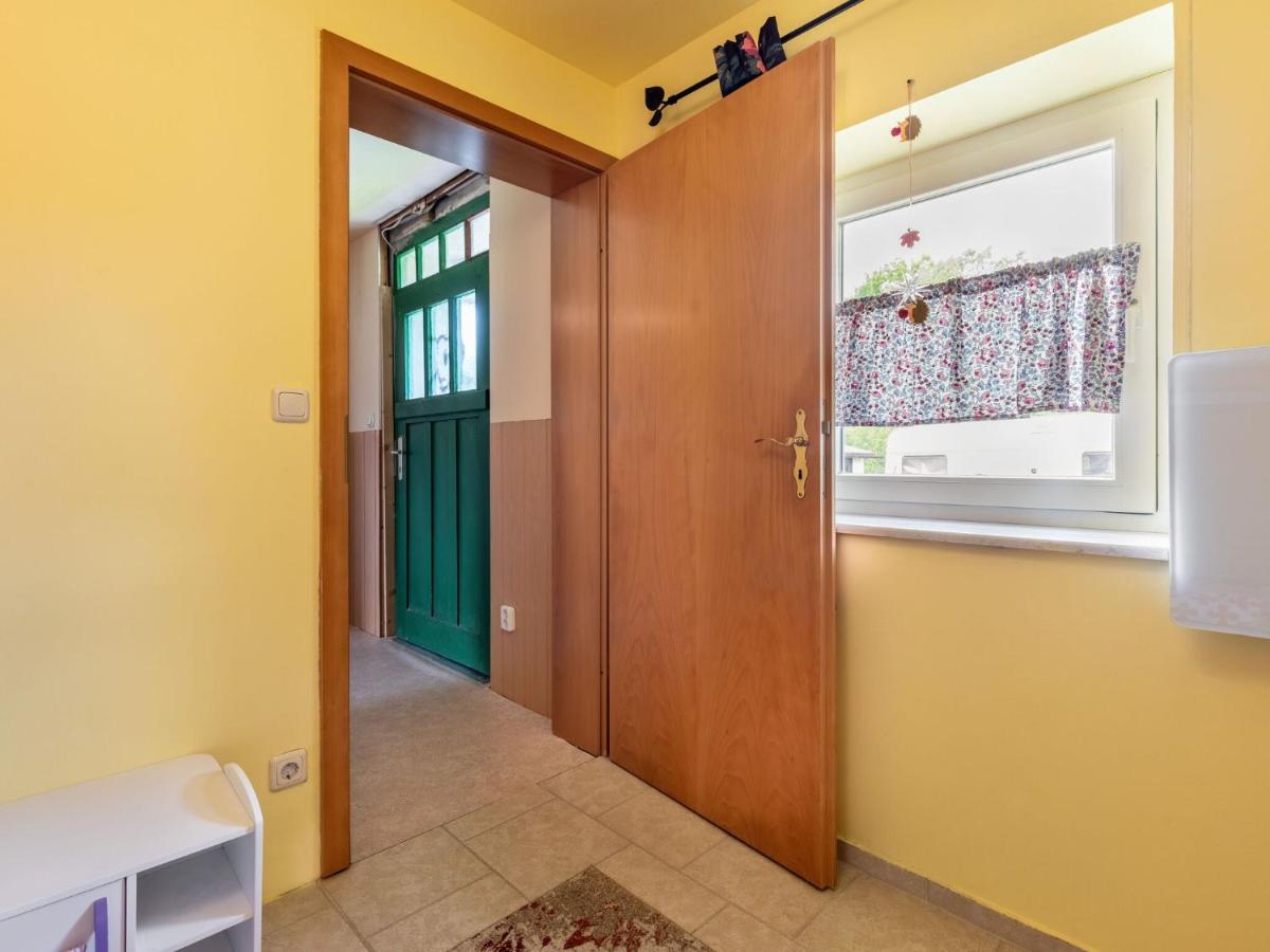 Snug Holiday Home In Divitz Spoldershagen Near Skydiving Εξωτερικό φωτογραφία